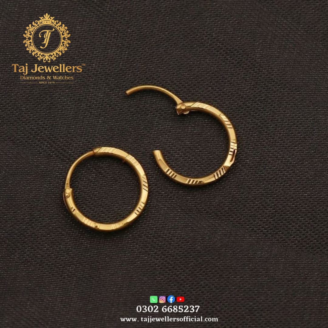 Gold Earring 