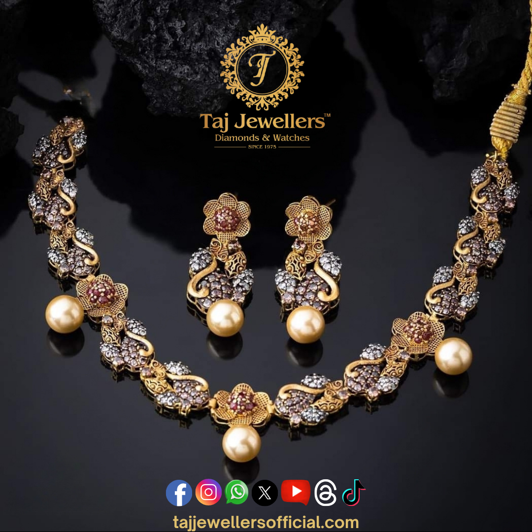 Gold Necklace Set
