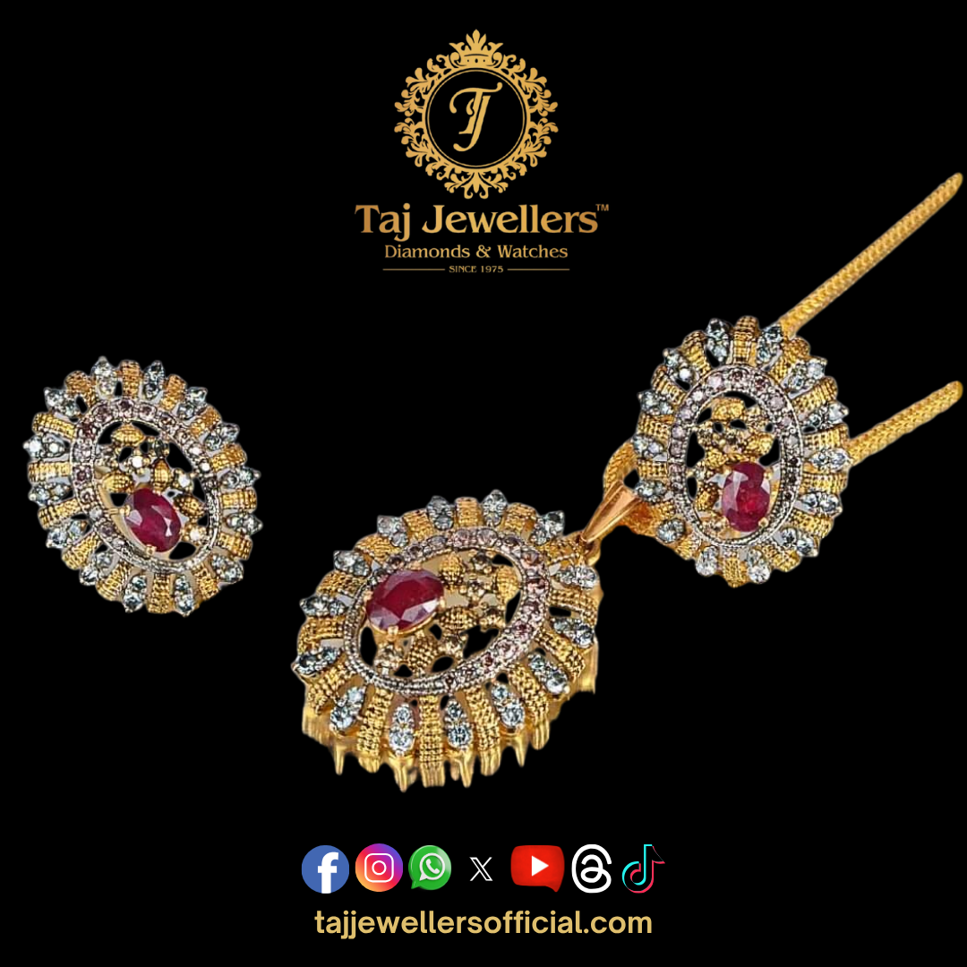 Gold Locket Set