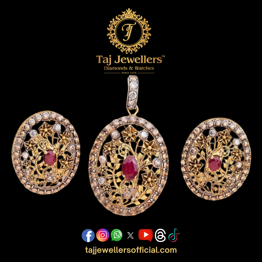 Gold Locket Set